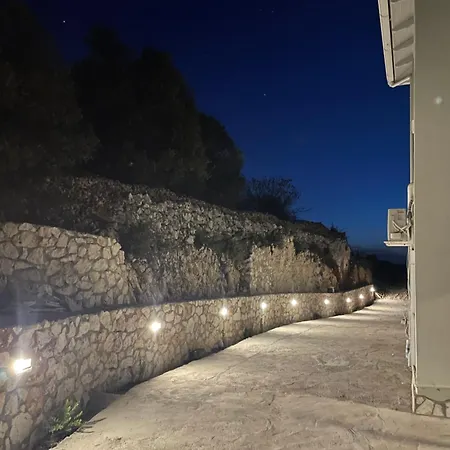 Anemar Lefkada Casa de Férias *
